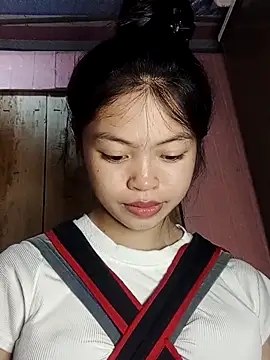 Snapshot of Thy00__ chatting on 15, 10, 2025 Thy00 online show from 15, 10, 2025