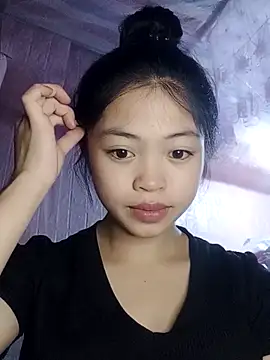 Snapshot of Thy00__ chatting on 30, 10, 2025 Thy00 online show from 30, 10, 2025