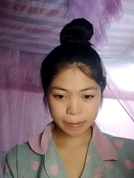 Snapshot of Thy00__ chatting on 9, 11, 2025 Thy00 online show from 9, 11, 2025