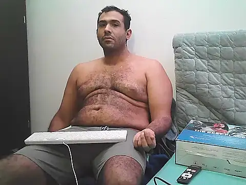 Snapshot of morenocabro10 chatting on 7, 10, 2025 morenocabro10 online show from 7, 10, 2025