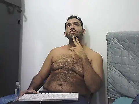 Snapshot of morenocabro10 chatting on 15, 11, 2025 morenocabro10 online show from 15, 11, 2025