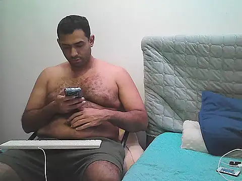 Snapshot of morenocabro10 chatting on 8, 11, 2025 morenocabro10 online show from 8, 11, 2025