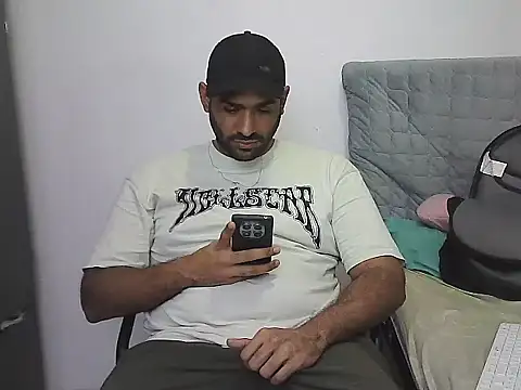 morenocabro10 online show from 12, 2, 2026