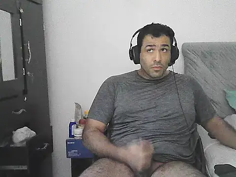 Snapshot of morenocabro10 chatting on 18, 6, 2026 morenocabro10 online show from 18, 6, 2026