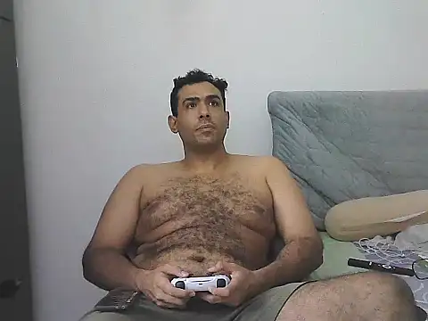 morenocabro10 online show from 28, 4, 2026