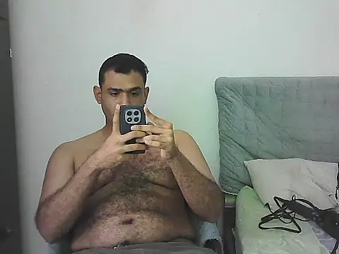 morenocabro10 online show from 17, 5, 2026