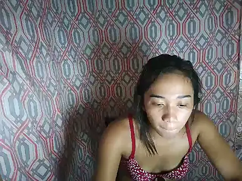 Snapshot of Virgen_christine01 chatting on 2, 6, 2026 Virgen christine01 online show from 2, 6, 2026