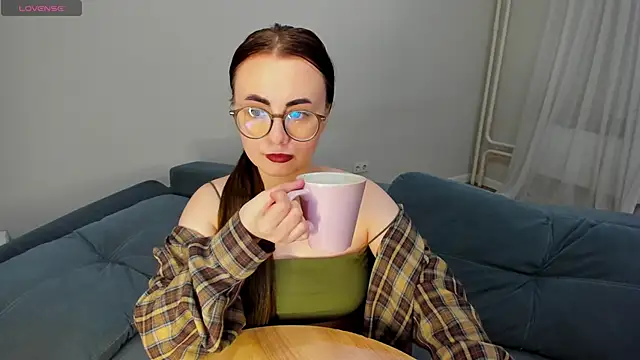 MewStella online show from 21, 4, 2026