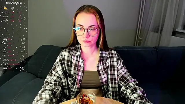 MewStella online show from 30, 11, 2025