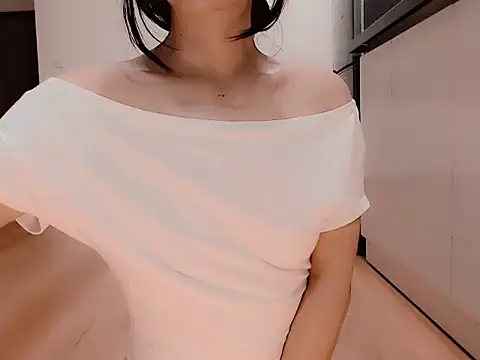 Tea Mei online show from 1, 11, 2025