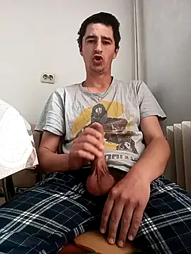 hugecock4u1990 online show from 26, 4, 2026