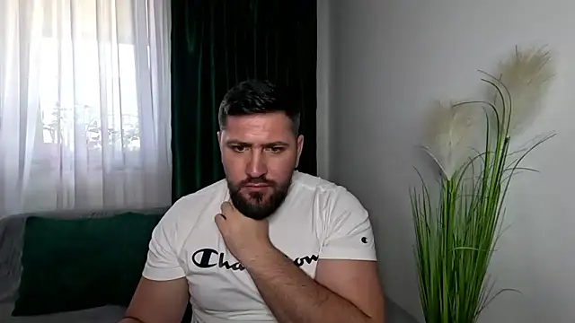 Snapshot of Gold_Alpha_Boy chatting on 24, 4, 2026 Gold Alpha Boy online show from 24, 4, 2026