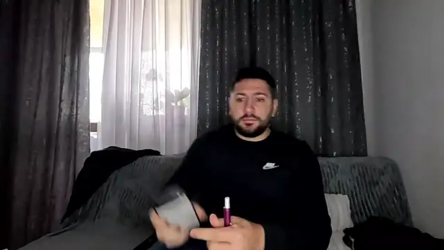 Gold Alpha Boy online show from 3, 10, 2025