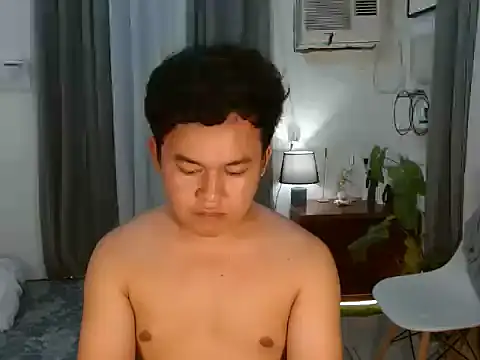 Snapshot of annocentboy chatting on 11, 9, 2025 annocentboy online show from 11, 9, 2025