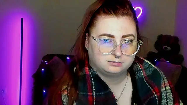 Snapshot of Alicia_love00 chatting on 29, 4, 2026 Alicia love00 online show from 29, 4, 2026
