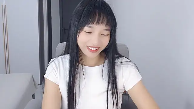 Lisa-3333 online show from 12, 10, 2025