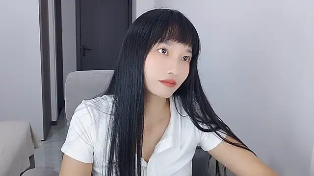 Lisa-3333 online show from 11, 10, 2025