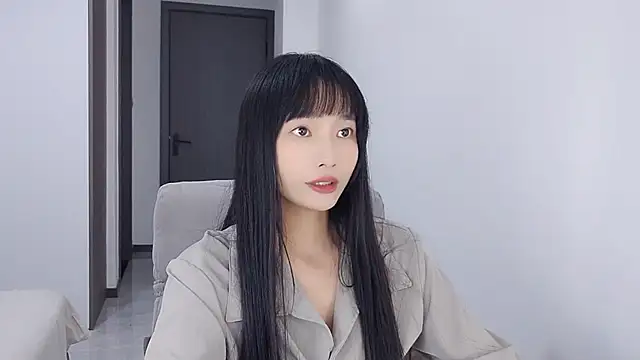 Lisa-3333 online show from 21, 10, 2025