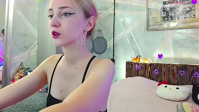 Luna-Fever online show from 6, 10, 2025