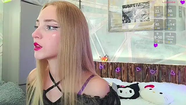 Luna-Fever online show from 18, 9, 2025
