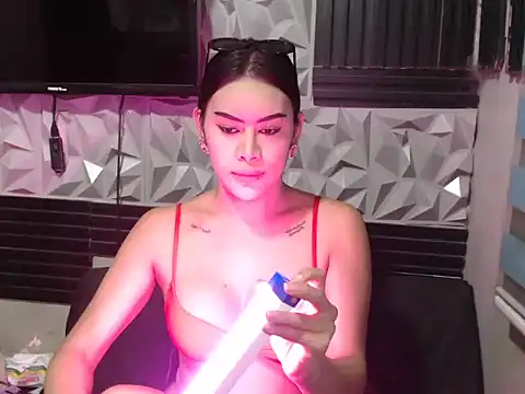 Snapshot of hechanovaa chatting on 9, 9, 2025 hechanovaa online show from 9, 9, 2025