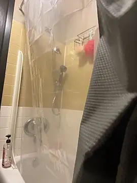 PuttieIn online show from 17, 4, 2026