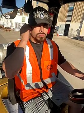 PuttieIn online show from 26, 9, 2025