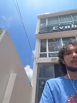 Luxx 14 online show from 19, 3, 2026