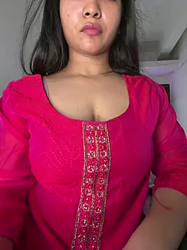 Snapshot of luv_johrrra chatting on 9, 6, 2026 luv johrrra online show from 9, 6, 2026