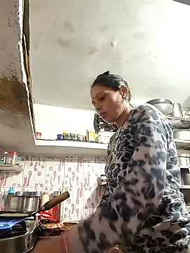 ISHANI-SINGH online show from 9, 1, 2026