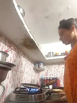 ISHANI-SINGH online show from 12, 2, 2026