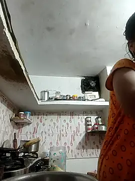 ISHANI-SINGH online show from 8, 4, 2026