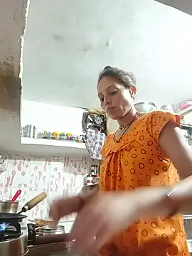 ISHANI-SINGH online show from 3, 6, 2026