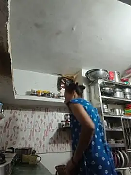 ISHANI-SINGH online show from 5, 6, 2026