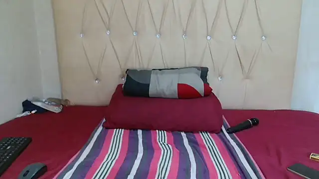 Snapshot of Sexybella-97 chatting on 9, 11, 2025 Sexybella-97 online show from 9, 11, 2025