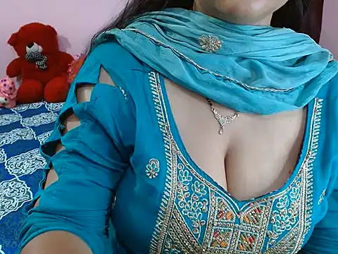 Snapshot of Hot_anika_ chatting on 22, 5, 2026 Hot anika online show from 22, 5, 2026