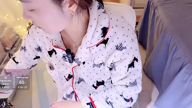 charlotte520 online show from 26, 11, 2025