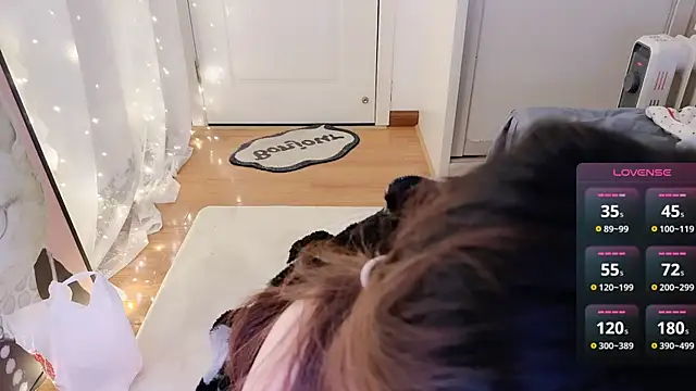 charlotte520 online show from 30, 10, 2025