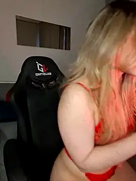 Chloe Ravens online show from 14, 2, 2026