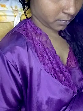 Snapshot of Soniya549 chatting on 2, 10, 2025 Soniya549 online show from 2, 10, 2025