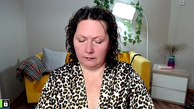 milf hornys online show from 7, 11, 2025