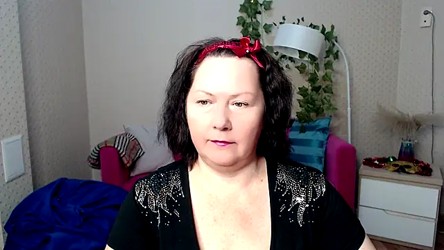 milf hornys online show from 29, 11, 2025