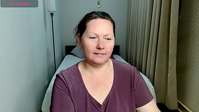 milf hornys online show from 8, 9, 2025