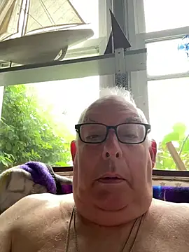 CharlieWeaver22 online show from 28, 6, 2026