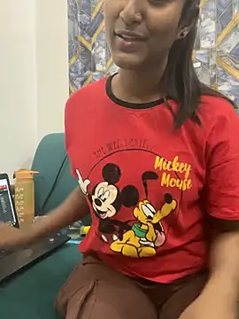 mickle james online show from 27, 3, 2026
