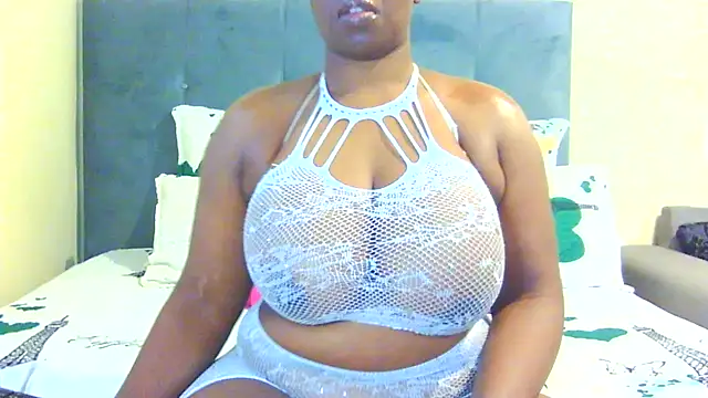 Snapshot of Black-Barbiexxc chatting on 8, 7, 2026 Black-Barbiexxc online show from 8, 7, 2026