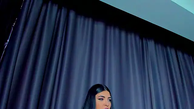 Snapshot of DevashaQueenX chatting on 25, 11, 2025 DevashaQueenX online show from 25, 11, 2025