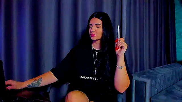 Snapshot of DevashaQueenX chatting on 3, 12, 2025 DevashaQueenX online show from 3, 12, 2025