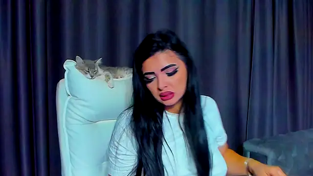 Snapshot of DevashaQueenX chatting on 17, 10, 2025 DevashaQueenX online show from 17, 10, 2025