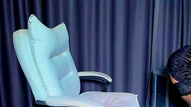 Snapshot of DevashaQueenX chatting on 22, 10, 2025 DevashaQueenX online show from 22, 10, 2025